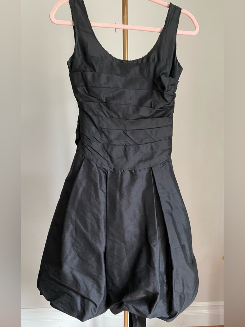 Vera Wang Formal Black Puff Bottom Dress